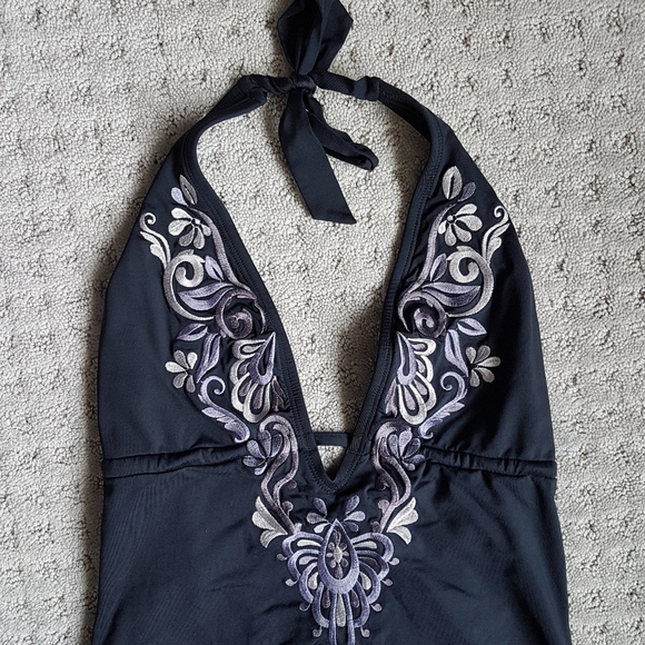 Laundry Embroidered Plunging Chest Bathing Suit - Picture 3 of 8